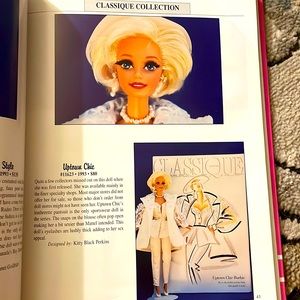 Classique Uptown Chic Barbie NIB.